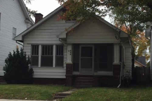 809 Woodsdale