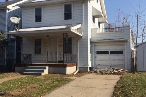 763 Carlton