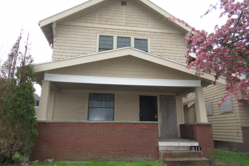 311 W Delaware