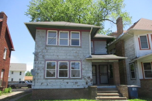 2550 Fulton