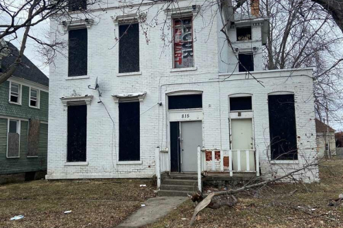 815 North Erie