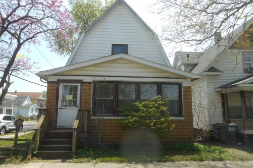 1422 Mott