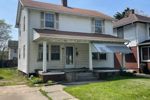 2801 Upton