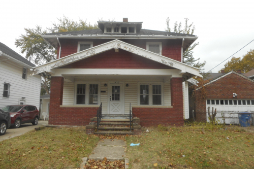 1427 Addington