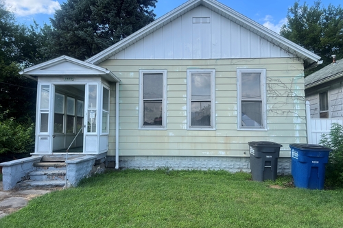 1428 Freeman